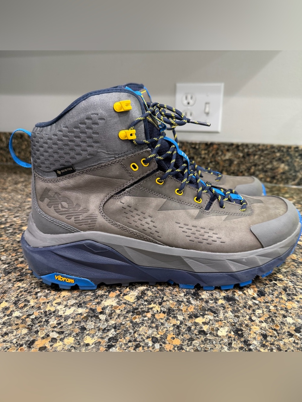 Hoka kaha mens 11.5 Gray, Blue & Yellow Trail Boot